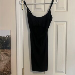 Chic Black Sleeveless Dress